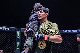 会有人为老詹让出全明星首发吗？如果会，那么是谁？